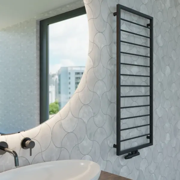 Linea r czarny 1080x1080