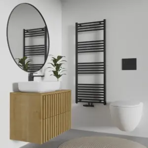 Fina czarny 1080x1080